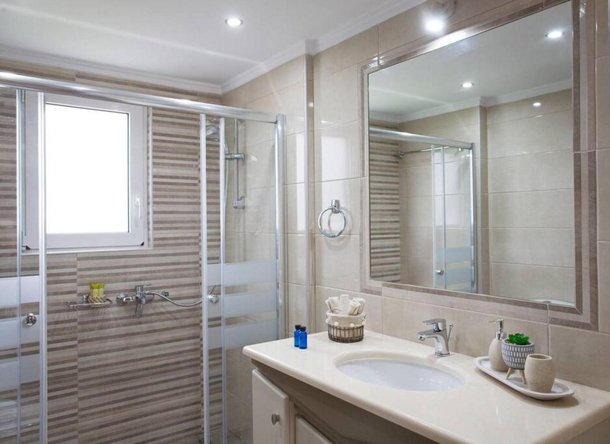 Sunny Apartment Lefkada - Lefkada Bnb Kalligoni エクステリア 写真